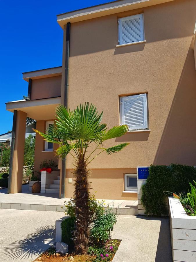 Apartmani Vrancic Mandre Exterior photo