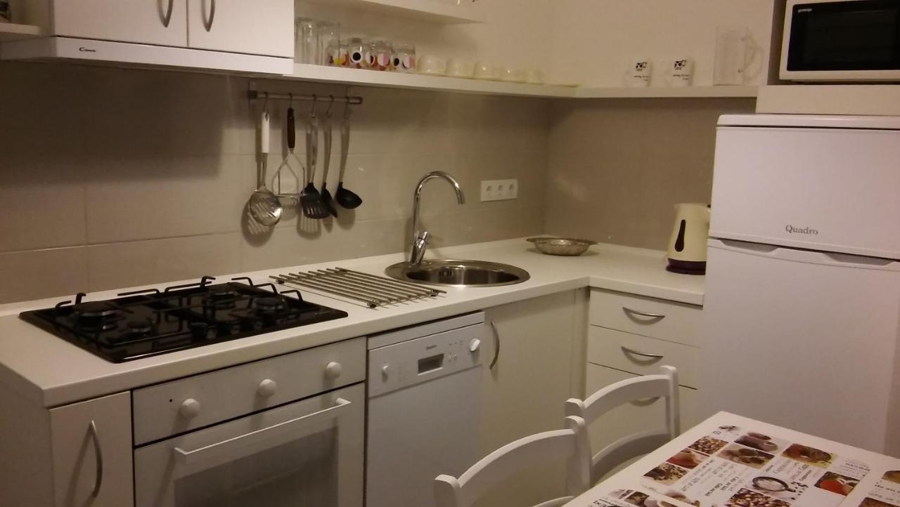Apartmani Vrancic Mandre Exterior photo